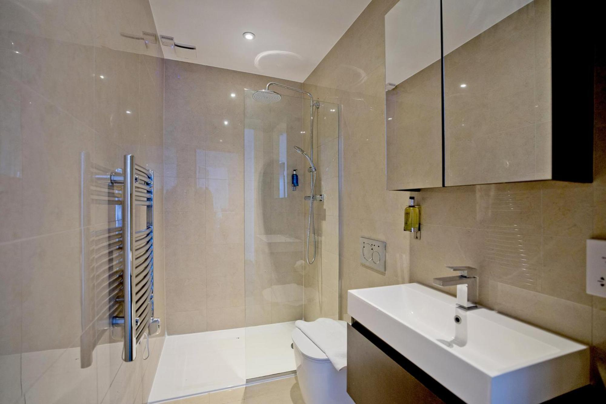 Imperial Liverpool Street Apartments Лондон Екстер'єр фото
