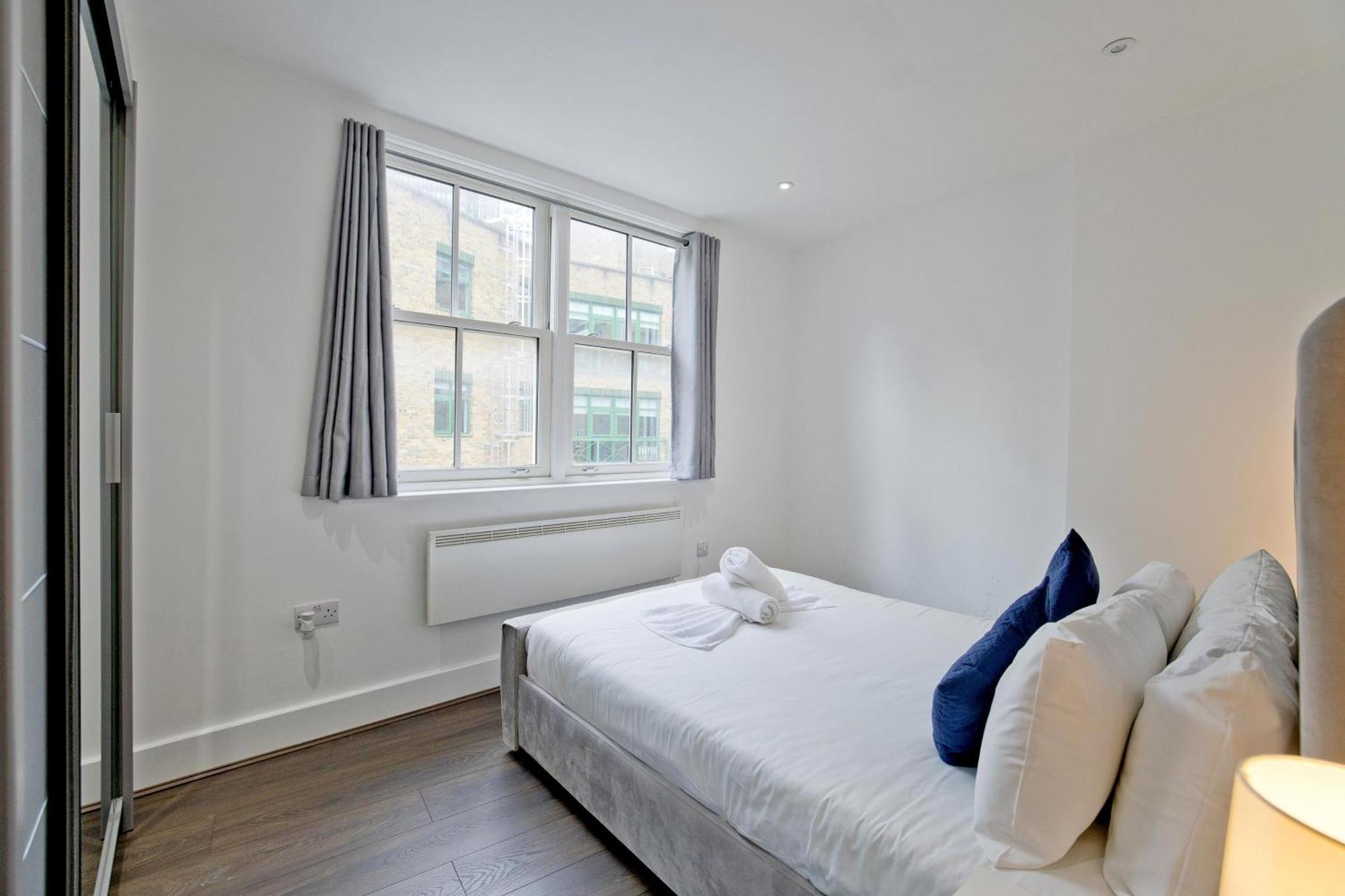 Imperial Liverpool Street Apartments Лондон Екстер'єр фото