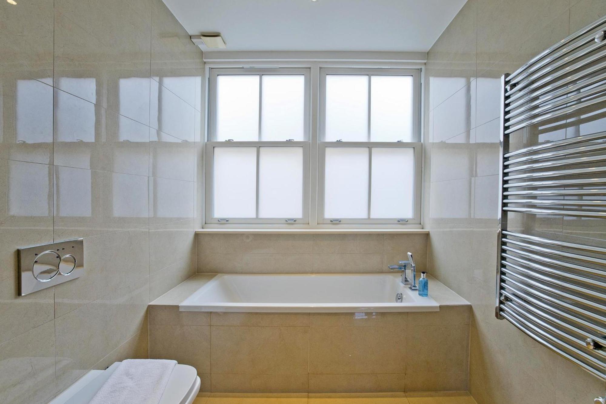 Imperial Liverpool Street Apartments Лондон Екстер'єр фото